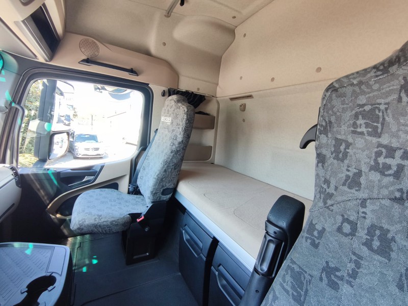 Mercedes Actros 1848 LS