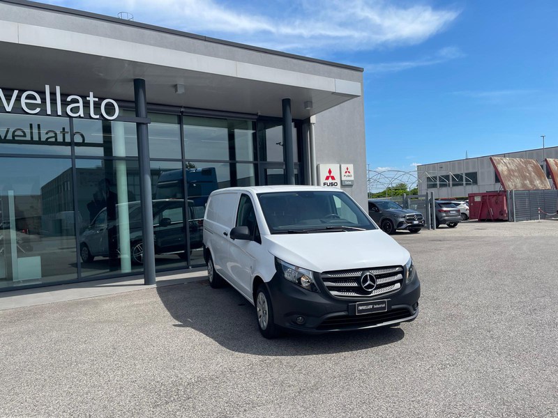 Mercedes Vito 114 cdi long auto my20 diesel bianco