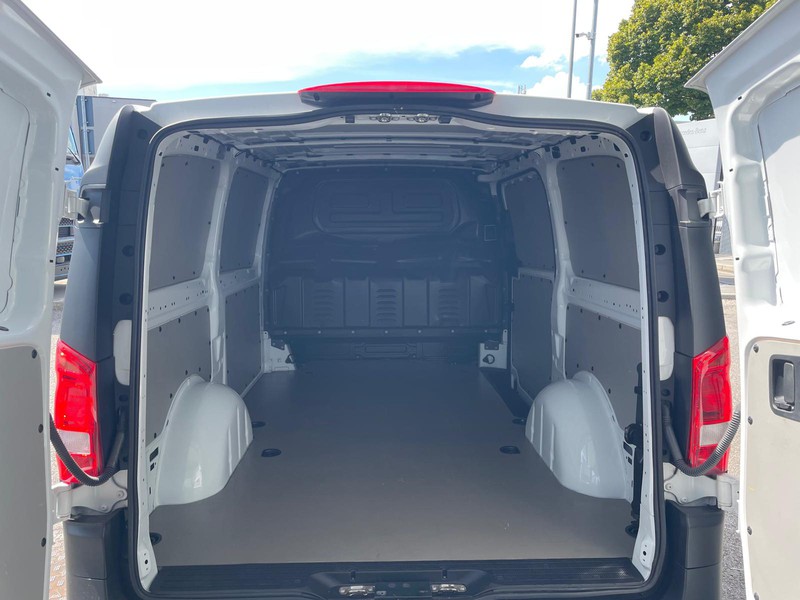Mercedes Vito 114 cdi long auto my20 diesel bianco