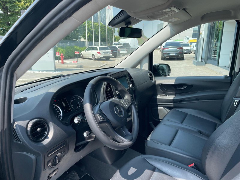 Mercedes Vito 116 cdi long tourer pro my19 diesel nero