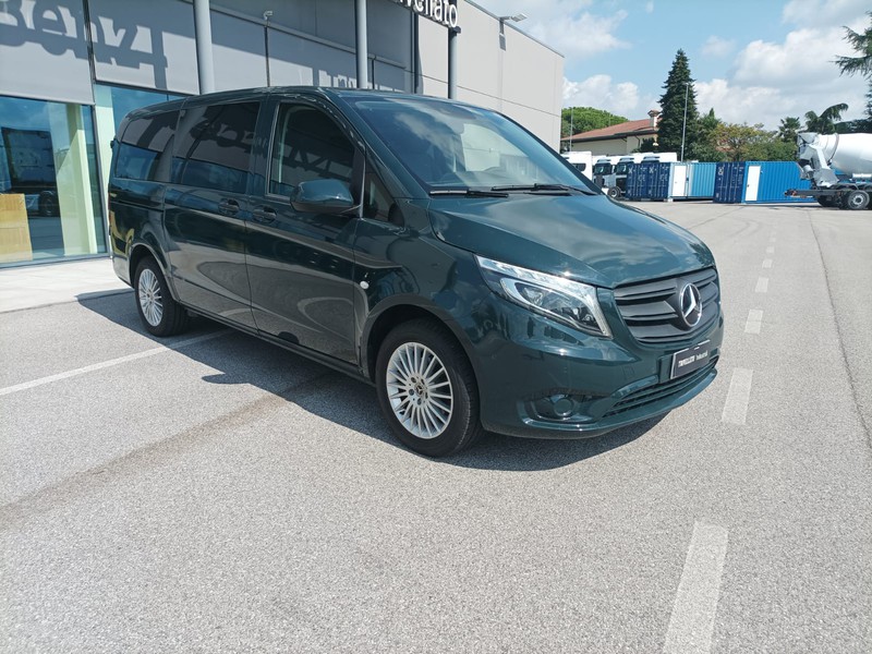 Mercedes Vito 116 cdi long mixto auto my20 diesel verde