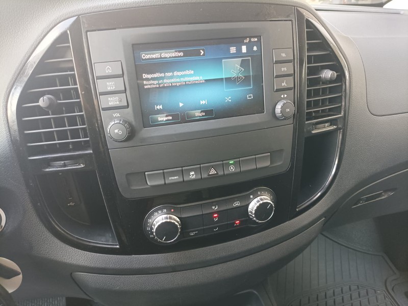 Mercedes Vito 116 cdi long mixto auto my20 diesel verde