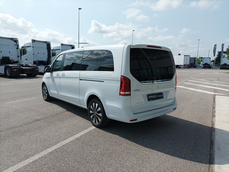 Mercedes Classe V extralong 220 d sport auto diesel bianco