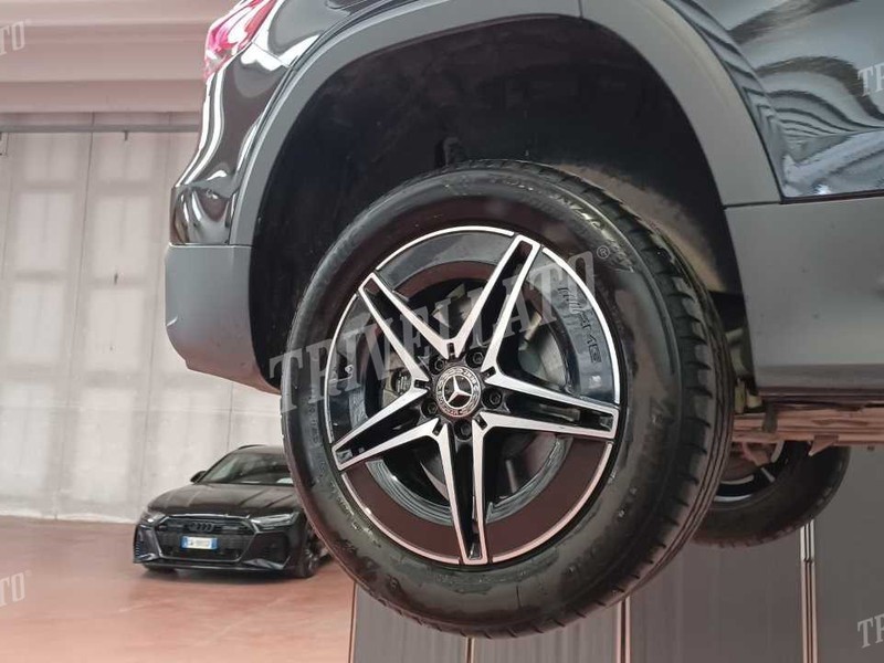 Mercedes EQB 250 premium elettrica nero