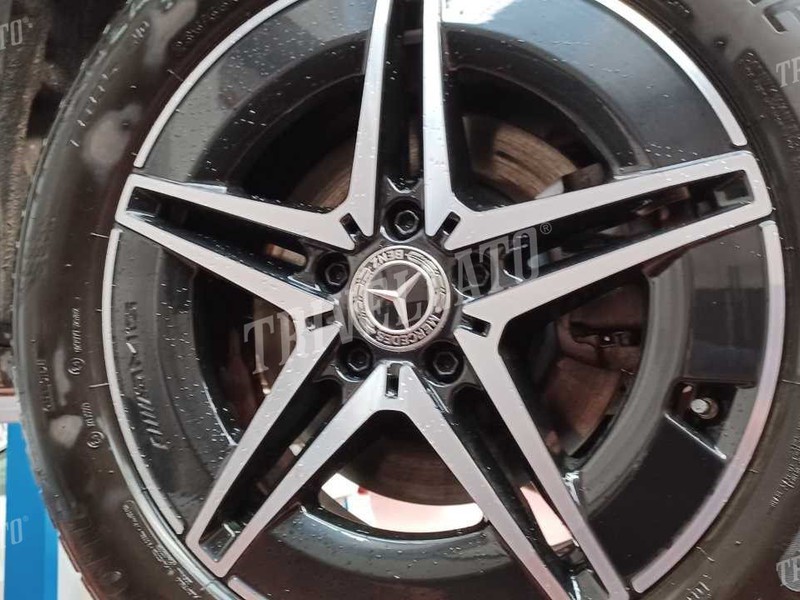 Mercedes EQB 250 premium elettrica nero