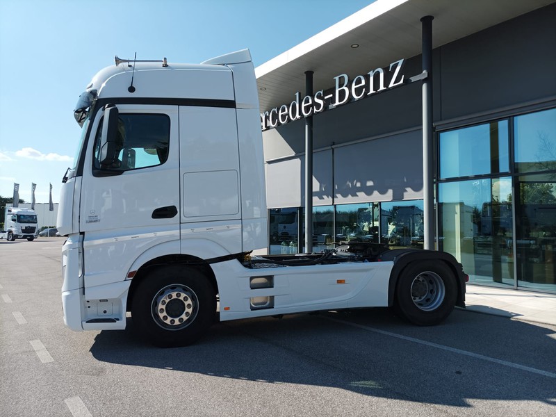 Mercedes Actros 5 1851 ls 4x2