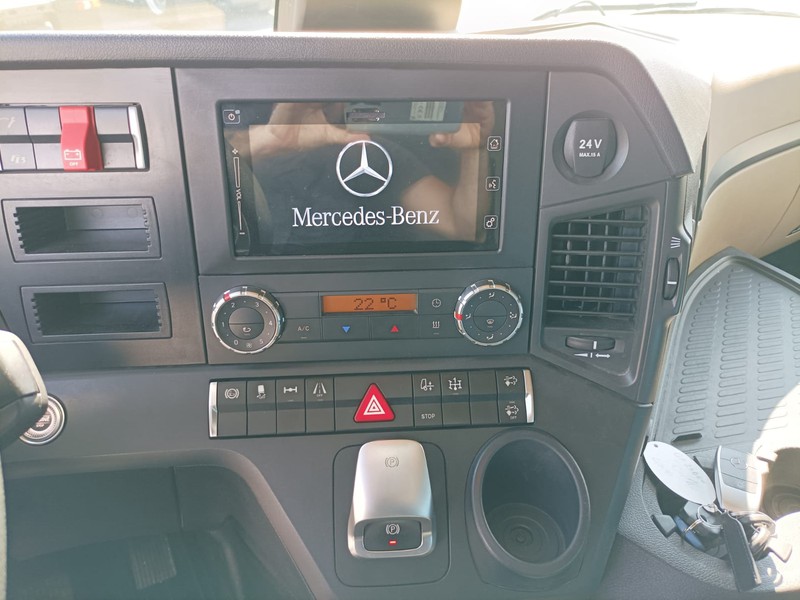 Mercedes Actros 5 1851 ls 4x2