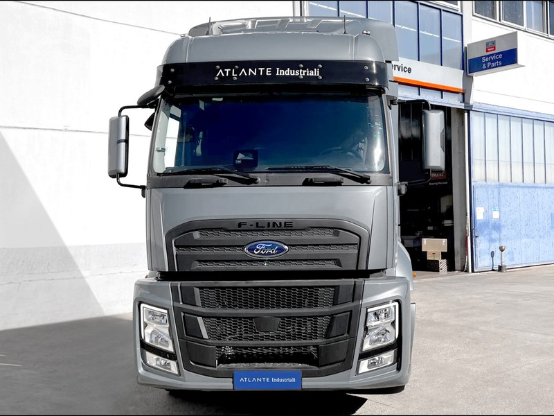 Ford Trucks F-max f line 1845t 4x2 extra high sleeper cab