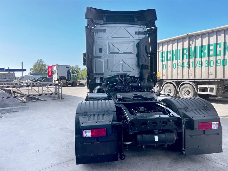 Ford Trucks F-max f line 1845t 4x2 extra high sleeper cab