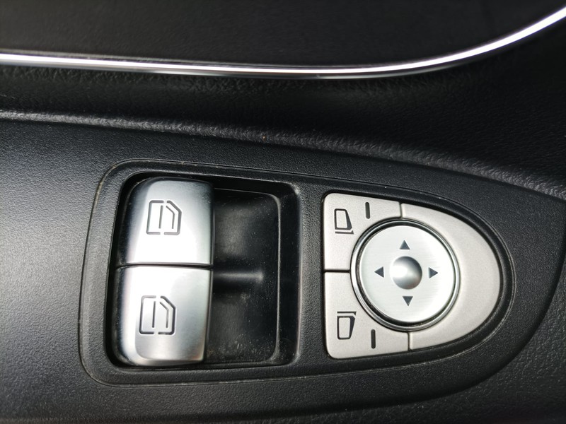 Mercedes Vito 114 cdi long tourer pro auto my20 diesel nero
