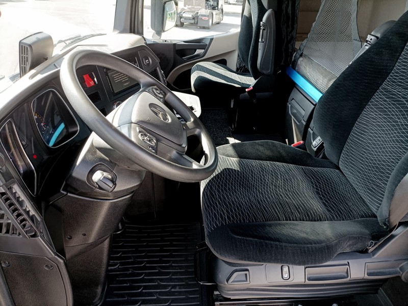 Mercedes Actros 5 1851 ls 4x2