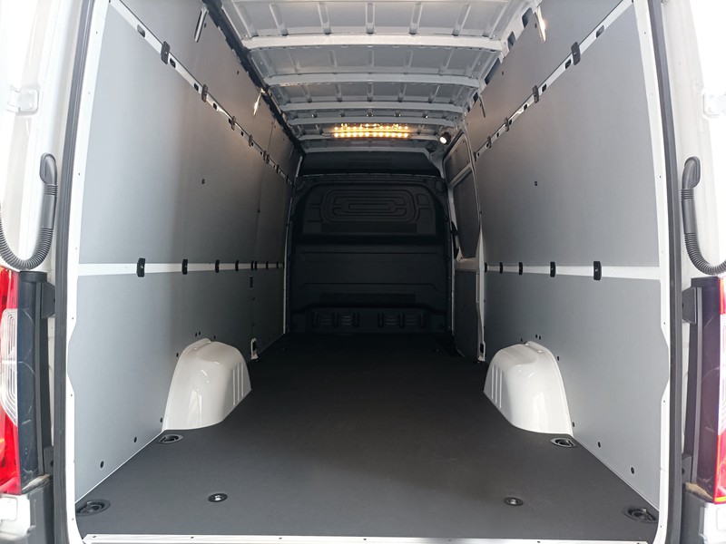 Mercedes Sprinter 319 rwd 2.0 cdi f 43/35 h2 pro