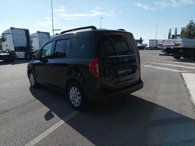 Mercedes Classe T 180 d diesel nero