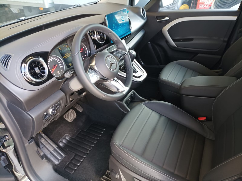 Mercedes Classe T 180 d diesel nero