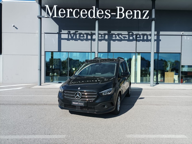 Mercedes Classe T 180 d diesel nero