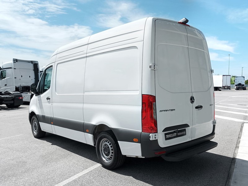 Mercedes Sprinter 311 CDI F 37/35