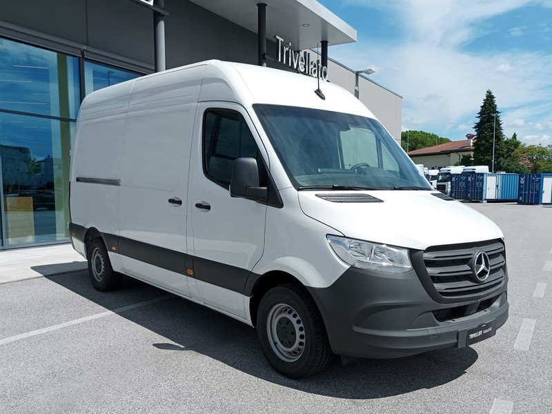 Mercedes Sprinter 311 CDI F 37/35
