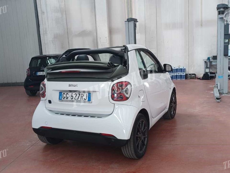 Smart Fortwo Cabrio cabrio eq prime 22kw elettrica bianco