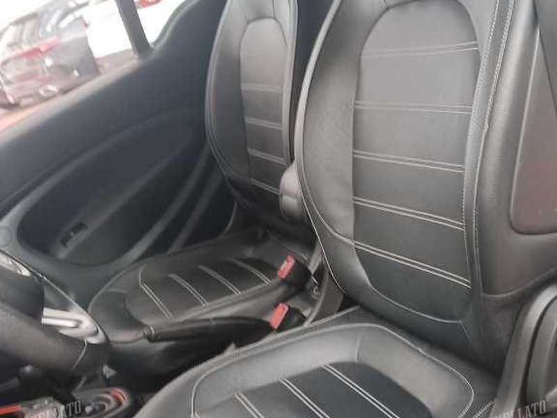 Smart Fortwo Cabrio cabrio eq prime 22kw elettrica bianco