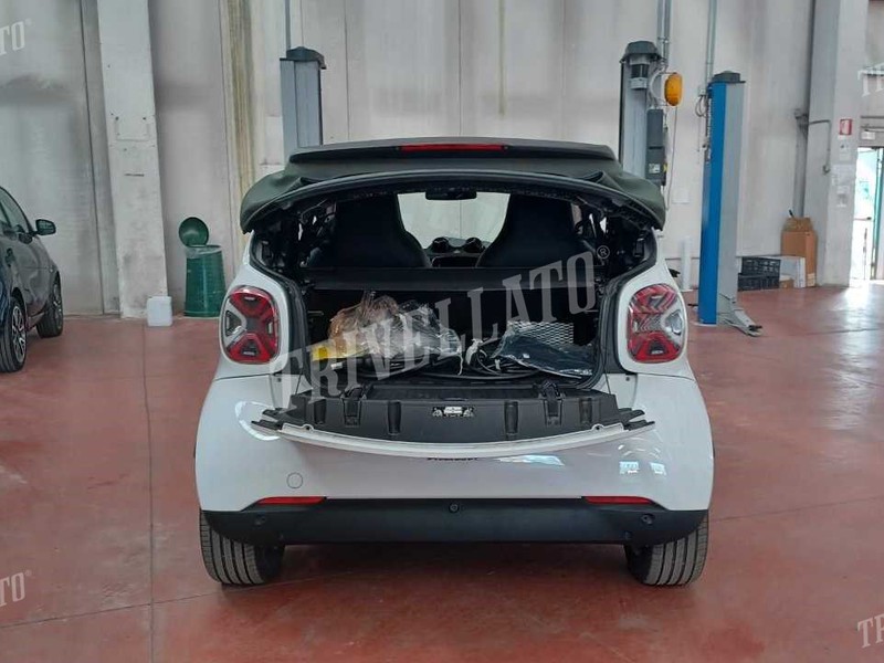 Smart Fortwo Cabrio cabrio eq prime 22kw elettrica bianco