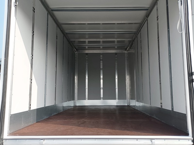 Mitsubishi Canter e7C18e/34 Cab Comfort batteria M