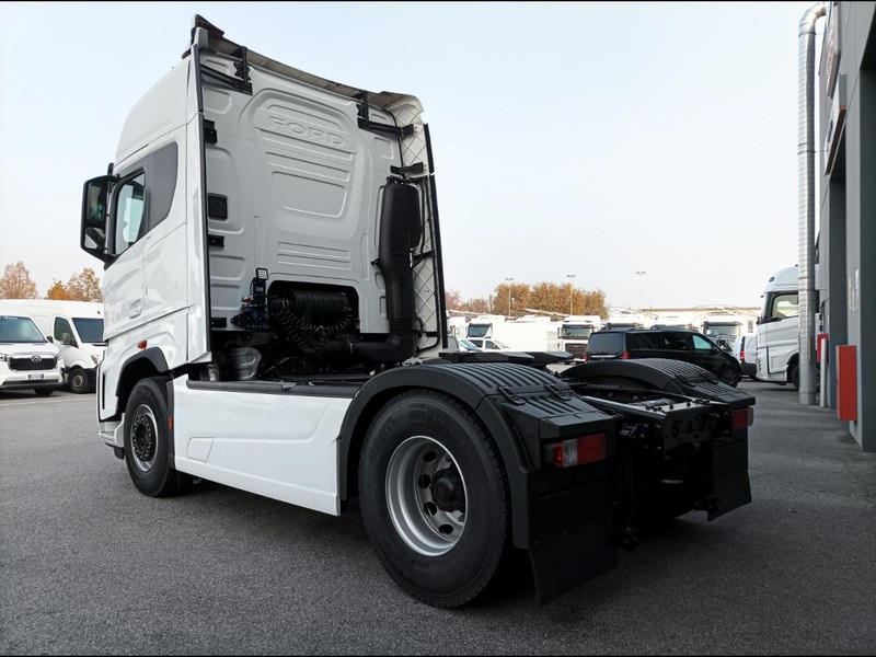 Ford Trucks F-max Comfort - Mega Cab - Con EHPAS