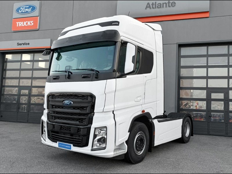 Ford Trucks F-max Comfort - Mega Cab - Con EHPAS