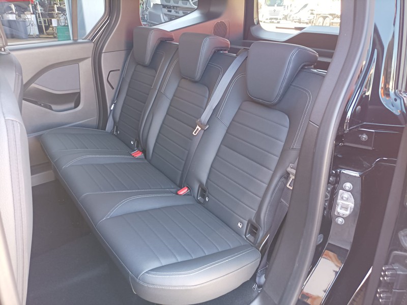 Mercedes Classe T 180 d diesel nero