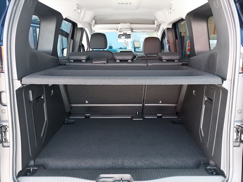 Mercedes Classe T 180 d diesel nero