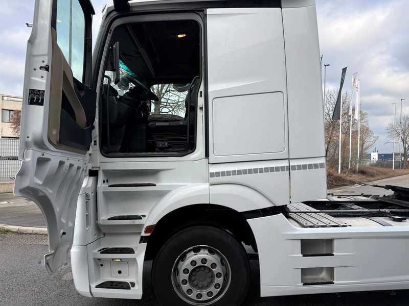 Mercedes Actros 5 1845 ls 4x2 diesel 