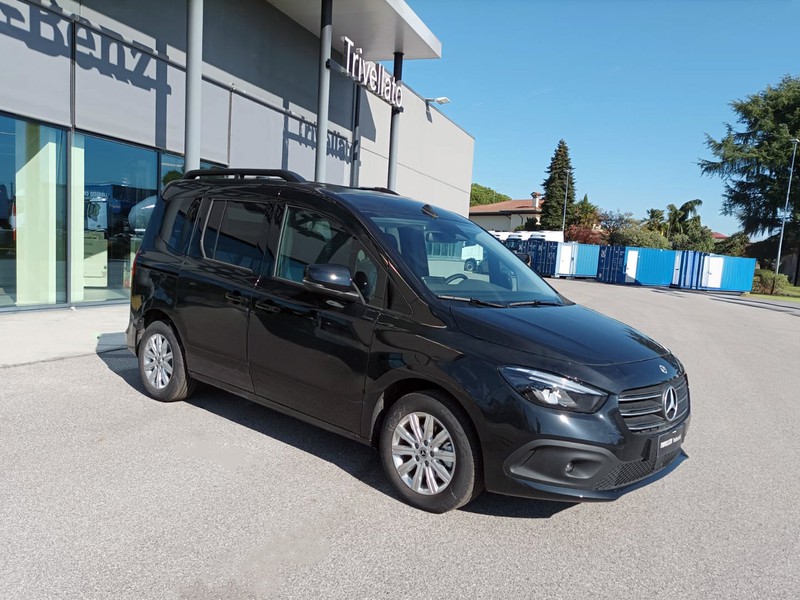 Mercedes Classe T 180 d diesel nero