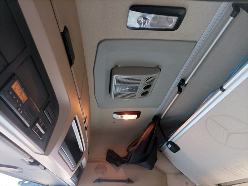 Mercedes Actros 1851 ls flat cab. str.sp. 2,5 eurovi(e5)