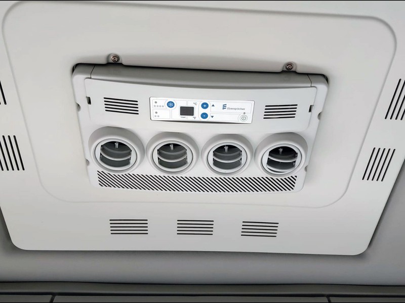 Ford F-max 4x2 luxury mega cab