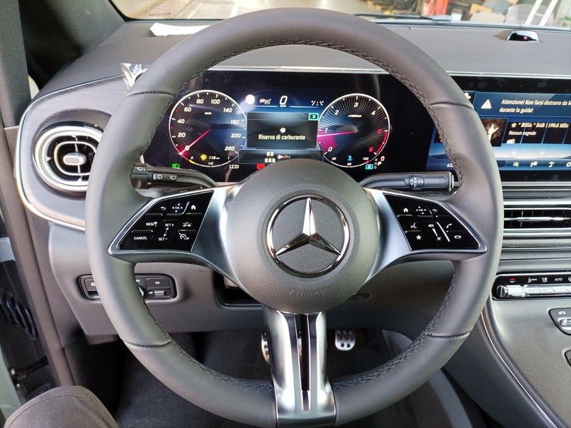 Mercedes Classe V V 250 d AVANTGARDE Long diesel grigio