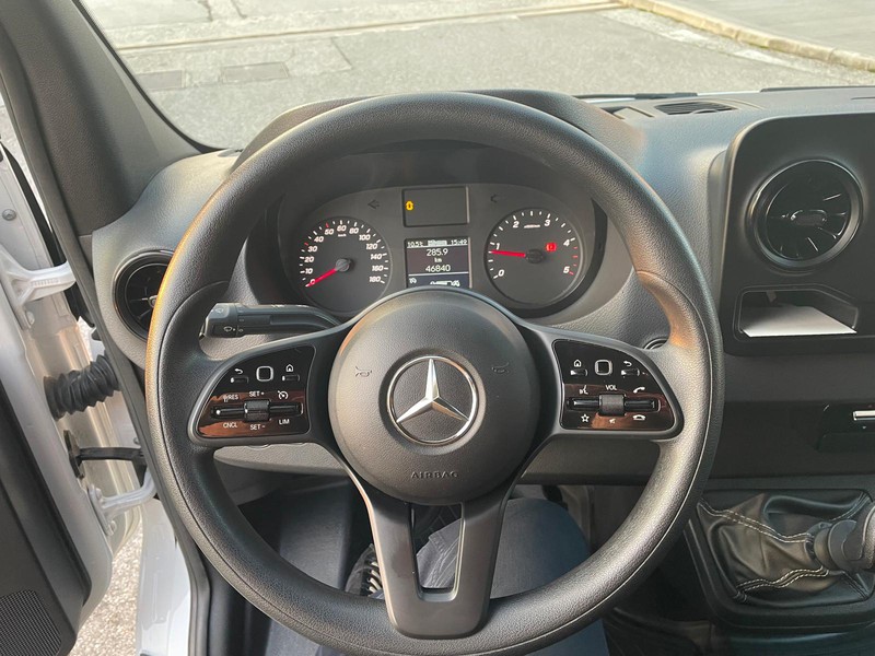 Mercedes Sprinter 317 2.0 cdi f 37/35 rwd h2