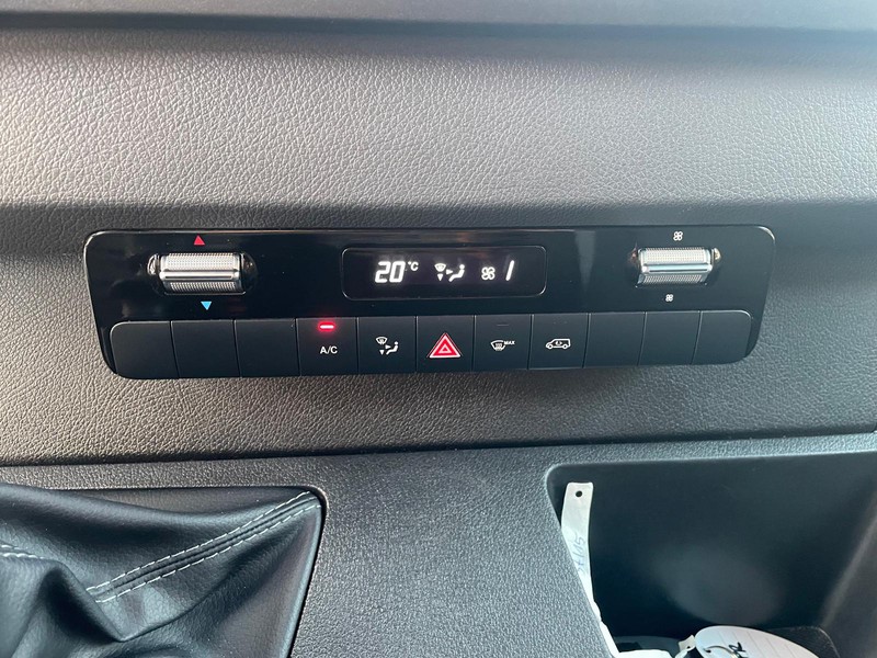 Mercedes Sprinter 317 2.0 cdi f 37/35 rwd h2