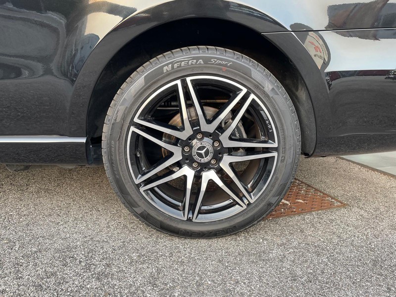 Mercedes Classe V extralong 300 d sport 4matic auto diesel nero
