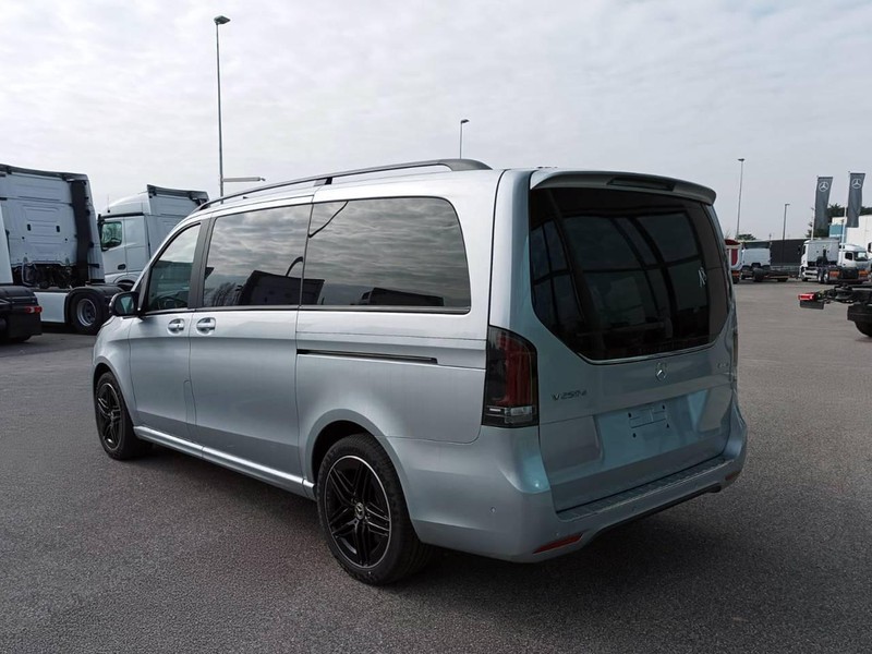 Mercedes Classe V V 250 d AVANTGARDE Long diesel argento