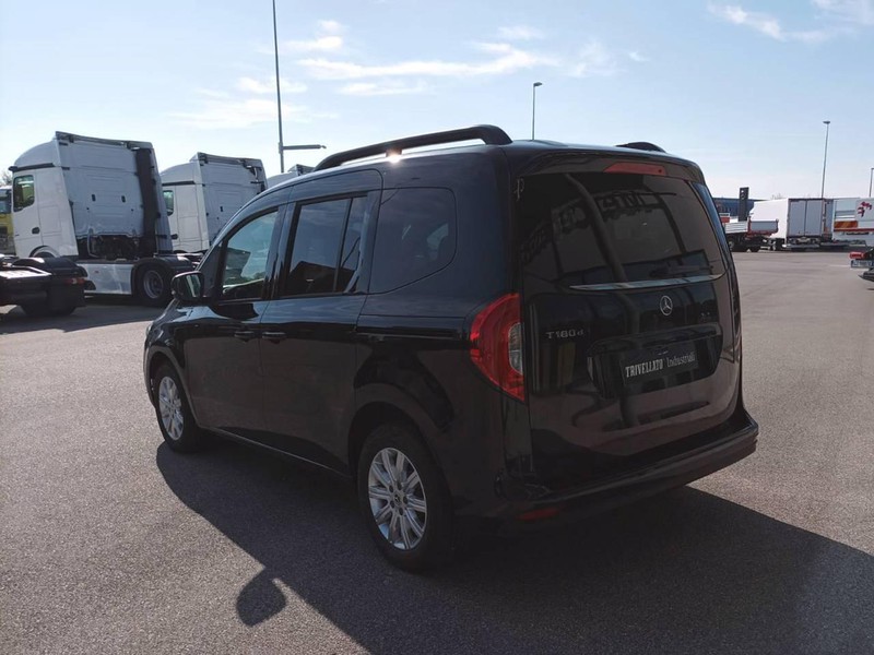 Mercedes Classe T 180 d diesel nero
