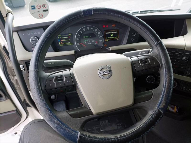 Volvo FH 13 500 spp 4x2 t x high sleeper cab