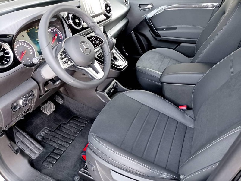 Mercedes Classe T 180 d diesel nero