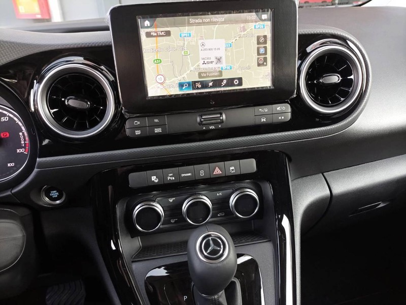 Mercedes Classe T 180 d diesel nero