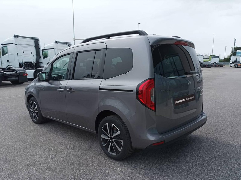 Mercedes Classe T 180 d diesel grigio