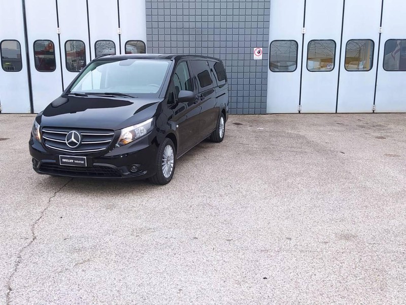 Mercedes Vito 116 cdi extralong tourer select auto my20 diesel nero