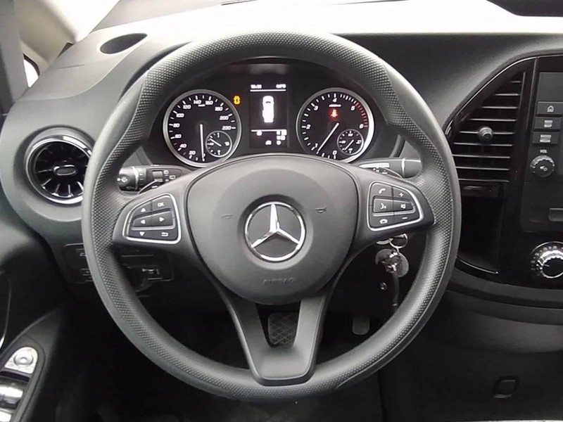 Mercedes Vito 116 cdi extralong tourer select auto my20 diesel nero