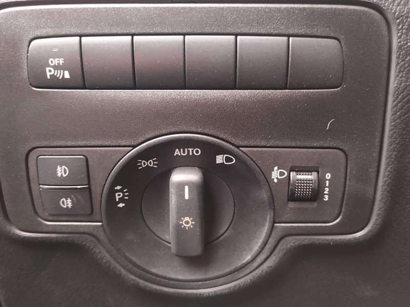 Mercedes Vito 116 cdi extralong tourer select auto my20 diesel nero