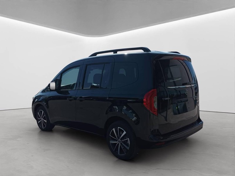 Mercedes Classe T 180 d diesel nero