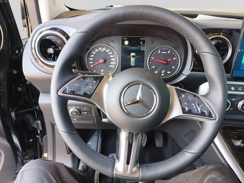 Mercedes Classe T 180 d diesel nero