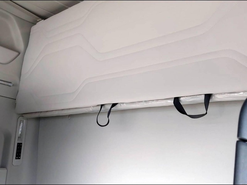 Ford F-max 4x2 luxury mega cab