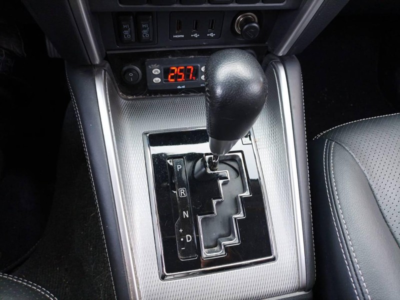 Mitsubishi L200 d.cab 2.3d intense 4wd 150cv auto